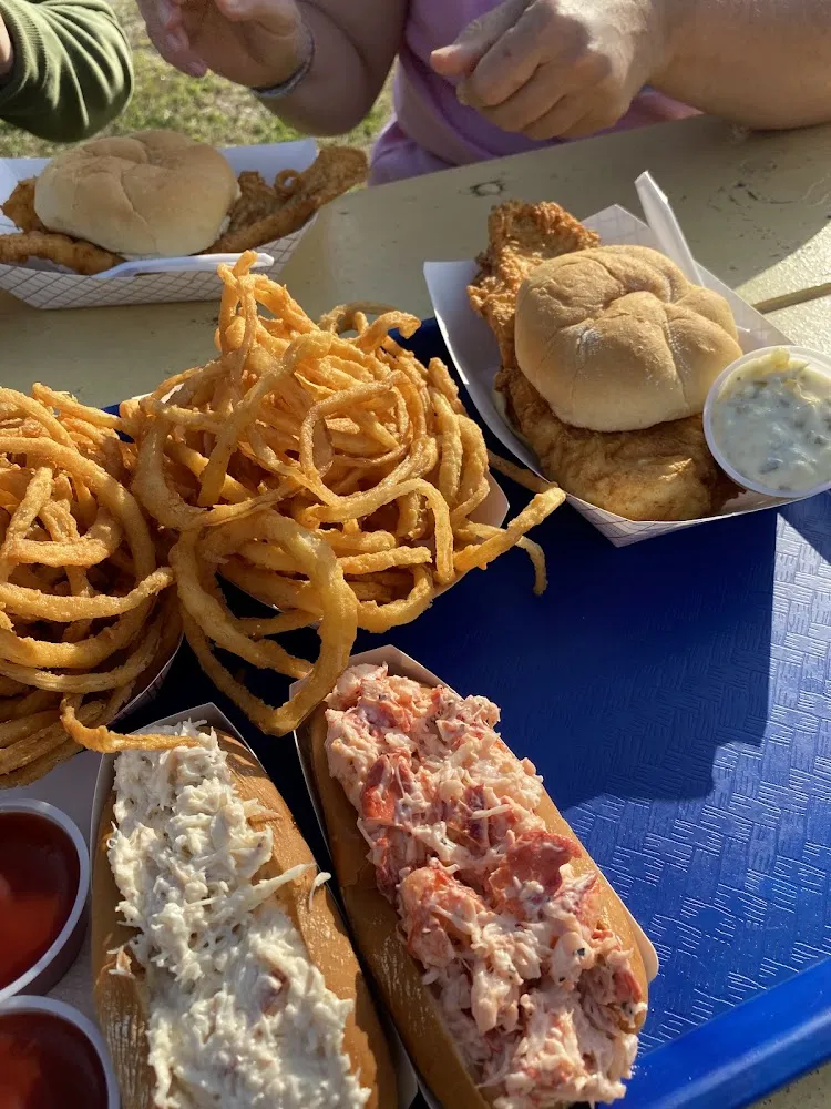 Lobster Roll and Onion Rings
